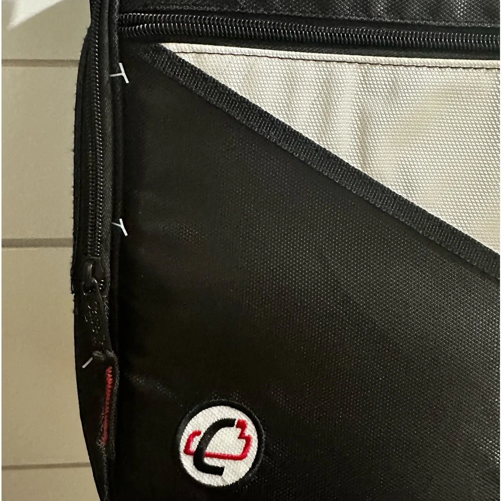 Case It Universal Laptop Zipper Binder O Ring 2 Inches Jet Black
